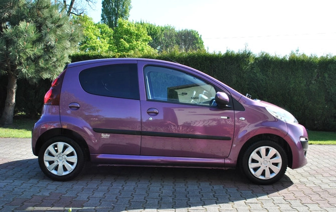 Peugeot 107 cena 19999 przebieg: 125000, rok produkcji 2013 z Szczebrzeszyn małe 667